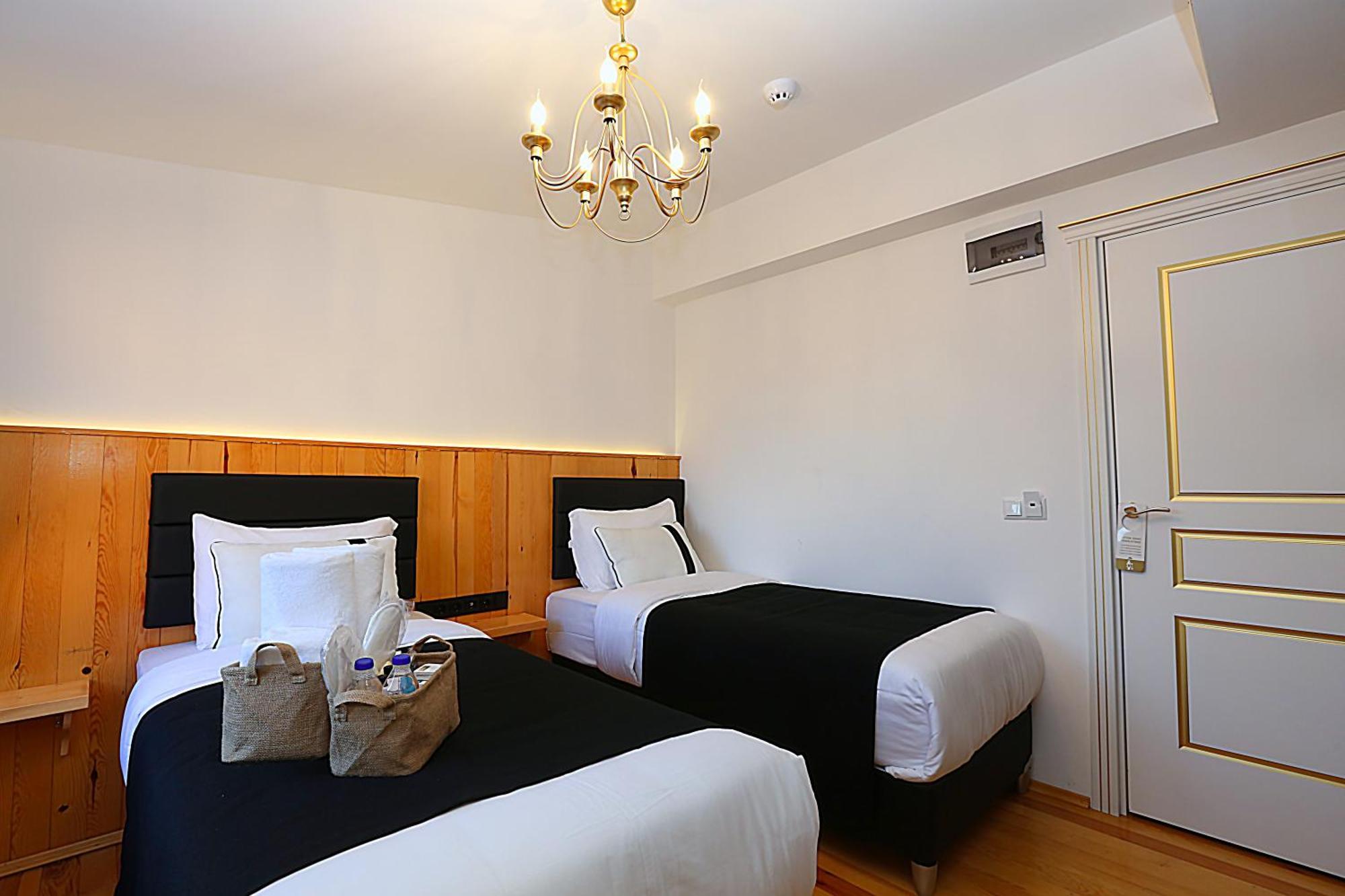 Istanbul Taksim Istiklal Street Kamil Hotel - Historical Kamer foto