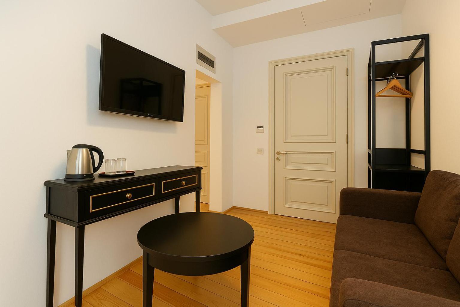 Istanbul Taksim Istiklal Street Kamil Hotel - Historical Buitenkant foto